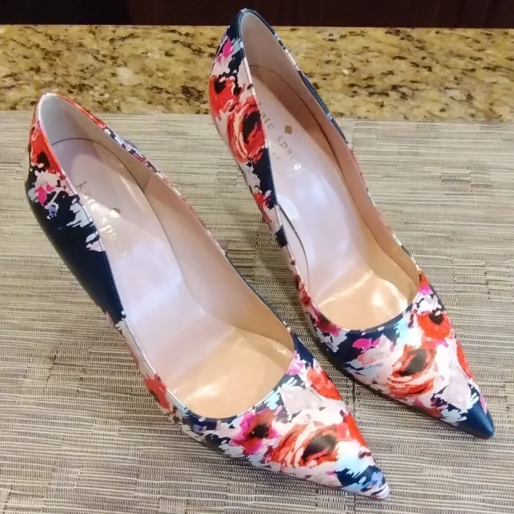 Kate Spade Floral Pumps Size 6.5 - Picture 2 of 12